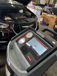 A/C blow cold then warm diagnosis at Chimney Rock Car Care in Houston